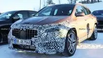 Photos d'espionnage rapprochées de la Mercedes-AMG GLA45 Facelift