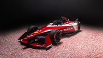 Auto da corsa Nissan e-4ORCE 04 Formula E