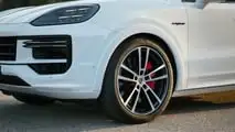 Porsche Cayenne Turbo E-Hybrid (2023) im Test