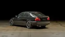 BMW 330i 2003 avec remplacement du V8 LS3