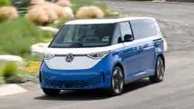 US-spec 2024 Volkswagen ID. Buzz LWB exterior driving shots