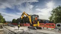 JCB: nuovi escavatori compatti 25Z-1 e 26C-1