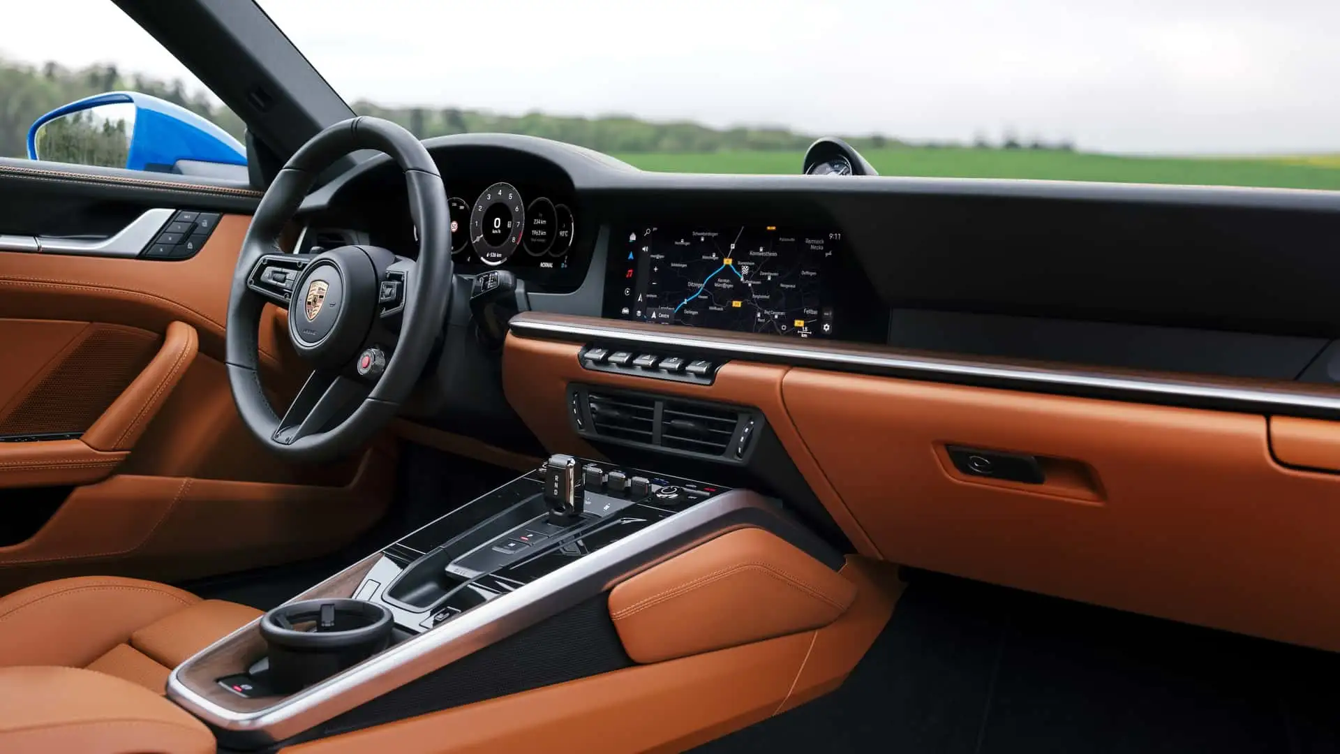 https://cdn.motor1.com/images/mgl/jlEr77/s1/2025-porsche-911-992.2-facelift.webp