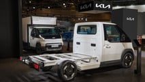 Kia PV5 Cargo Chassis Cab - Sullo stand a Lione