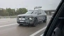 BMW X7 2026, le foto spia