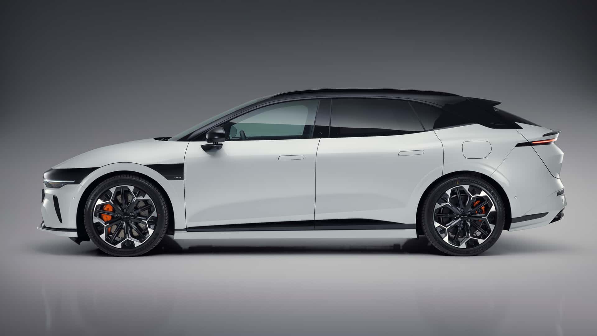 Zeekr-7GT-Neuer-800-Volt-Kombi-mit-480-kW-Ladeleistung