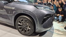BYD Atto 8 DM-P estreia no Brasil