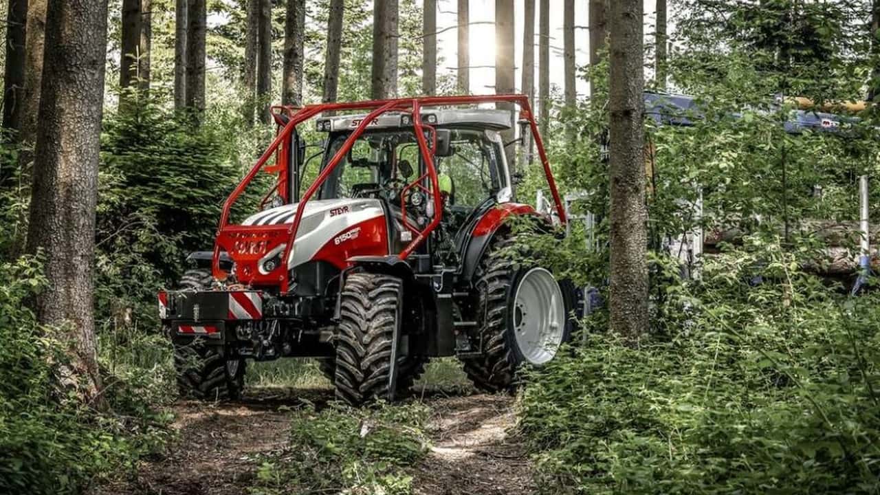 Steyr Plus Forst: il trattore forestale compatto
