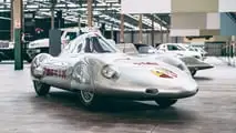 Alcune auto esposte tutti i giorni nell'Heritage Hub Stellantis di Torino