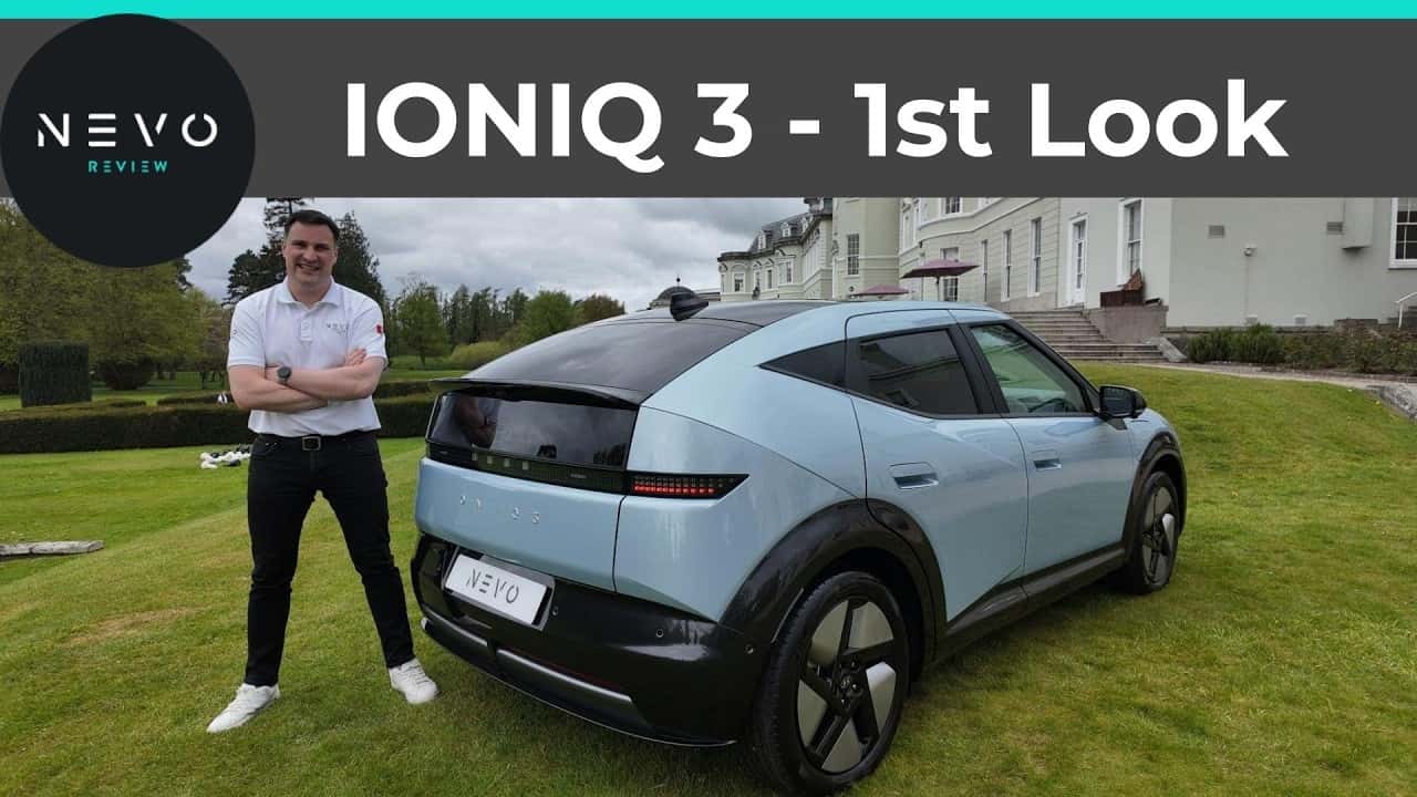 Hyundai Ioniq 3 in der Normalversion mit Derek von Nevo Review