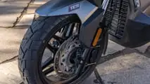 Dafra lança nova SYM ADXTG 300 2027 no Brasil por R$ 32.990