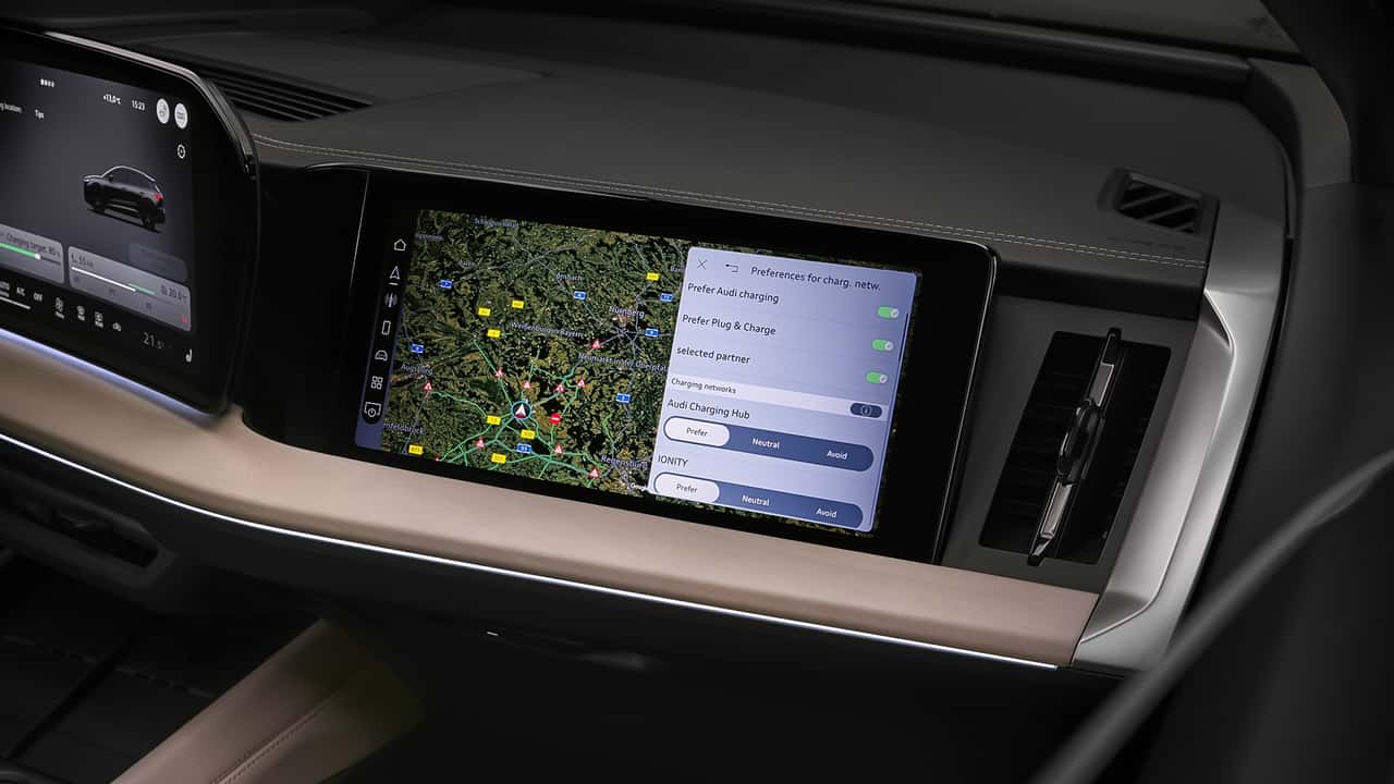 Study Shows Passenger Screens Aren’t As Popular As Automakers Think