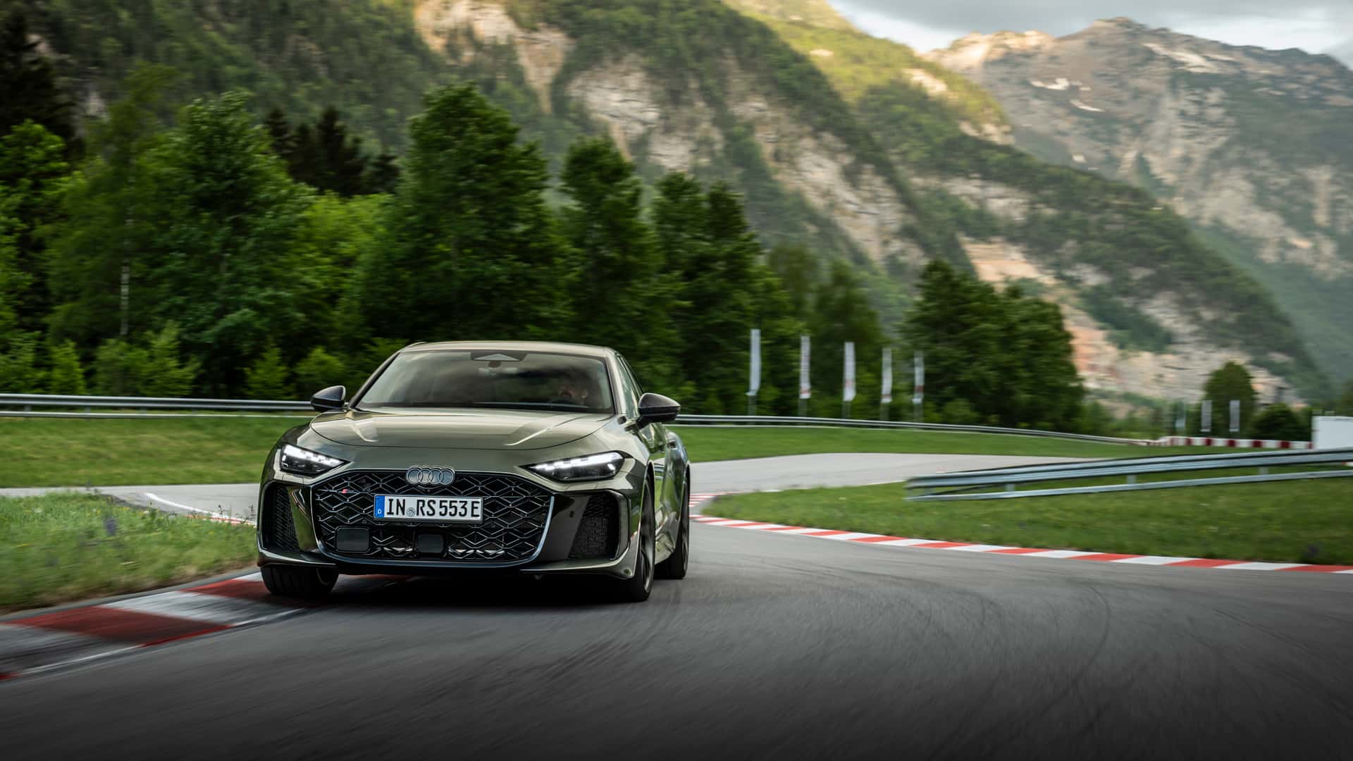 https://cdn.motor1.com/images/mgl/jlWXrR/s1/2027-audi-rs5-sedan-first-drive-review.jpg