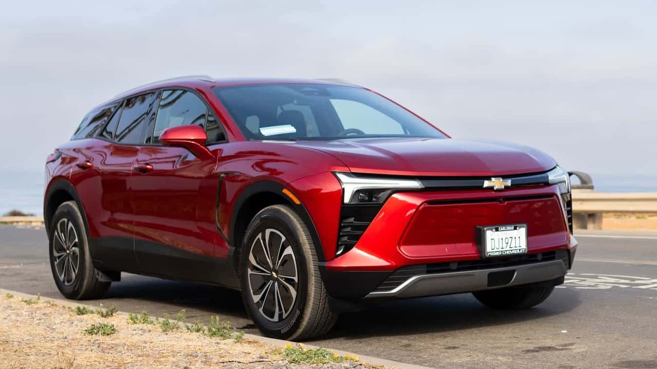 Der rote Chevrolet Blazer von Mack Hogan 