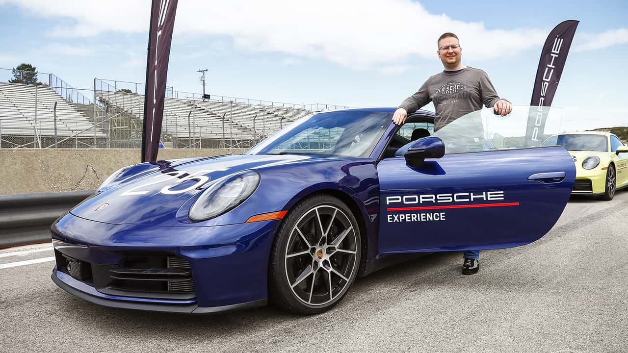 Porsche 911 Carrera S (992) auf dem Laguna Seca Raceway