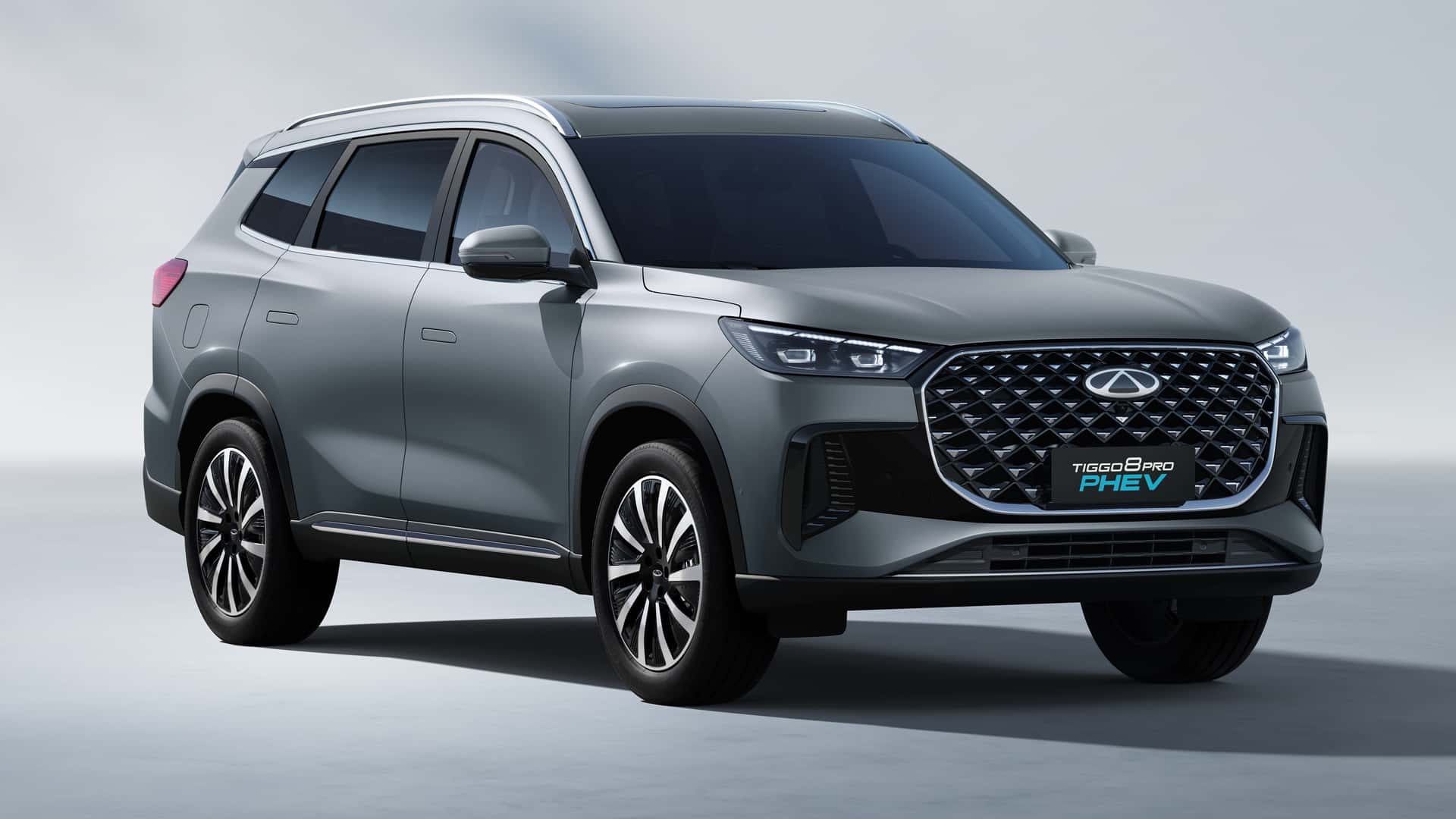 CAOA Chery aumenta em R$ 10 mil preços dos Tiggo 7 e 8 PHEV 2027