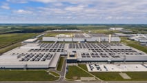 Produktionsstart der elektrischen Mercedes C-Klasse in Kecskemét
