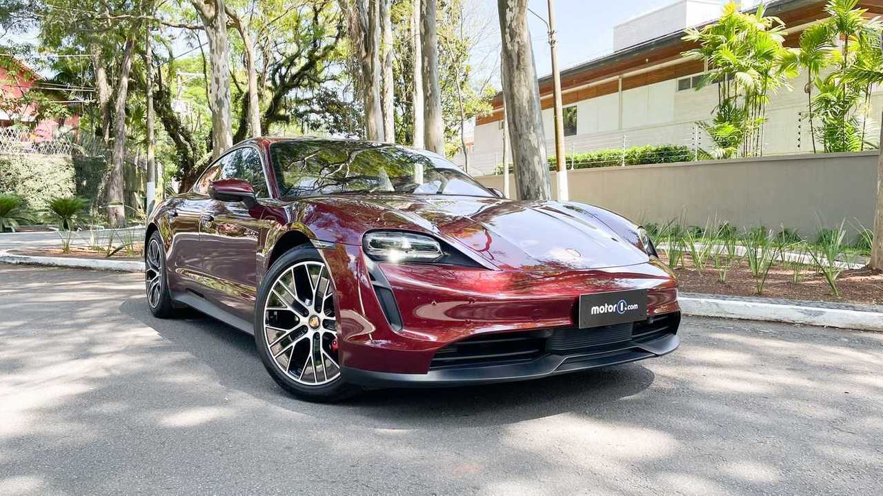 Porsche Taycan 4S (BR)