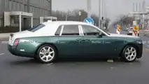 Rolls-Royce Phantom facelift spy photo