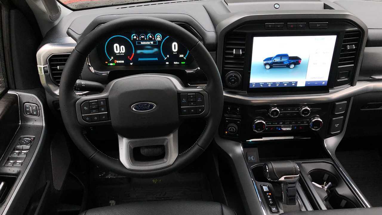 GARAGE-MOTOR1-FORD-F150-HYBRID-2