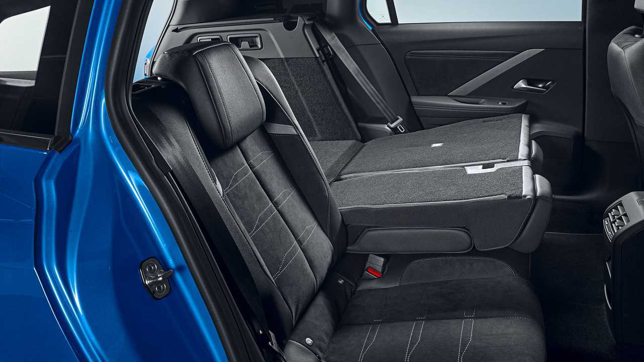Opel Astra Sports Tourer (2022) im Studio