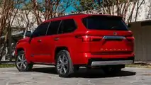 Toyota Sequoia Capstone (2022)
