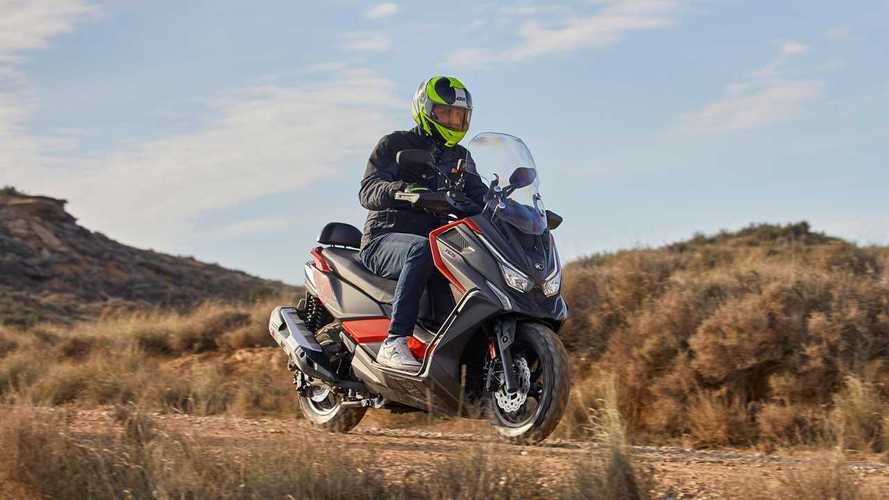 Prueba KYMCO DTX 350: el scooter crossover que se atreve con todo