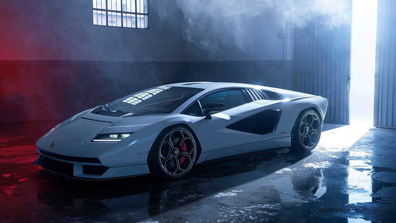 Lamborghin Countach LPI 800-4