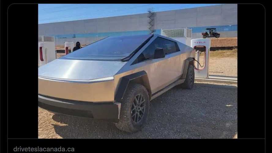 Фото дня: зарядный порт у Cybertruck расположен в необычном месте