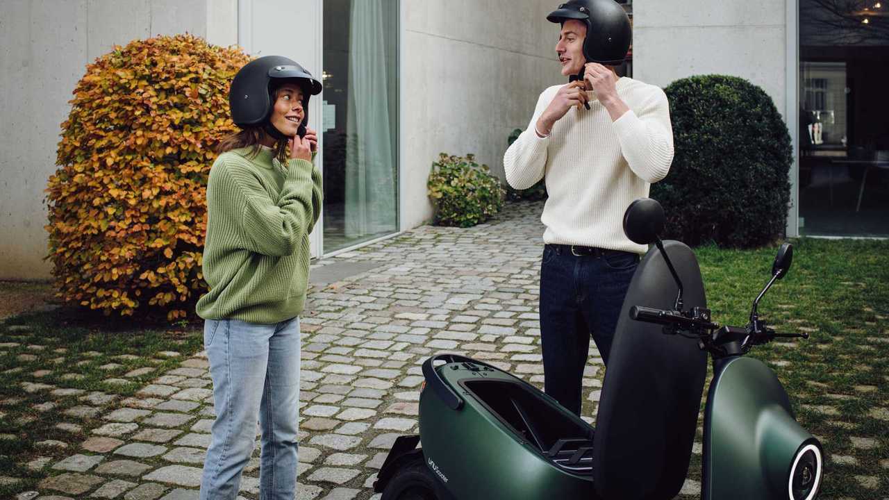 unu_matte_pine_helmets