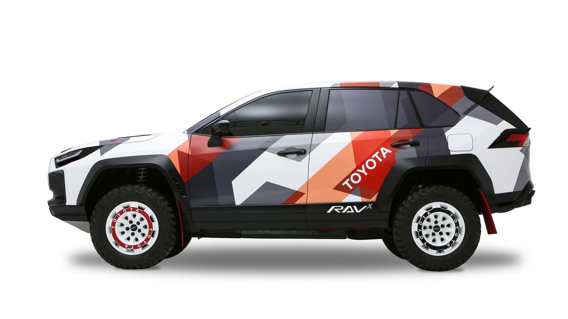 Кроссовер Toyota RAV4 превратили в настоящий внедорожник: опубликованы фото