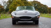 1961 Jaguar E-type Roadster restomod
