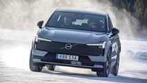 Volvo EX30 Cross Country (2025): Erstkontakt auf Eis