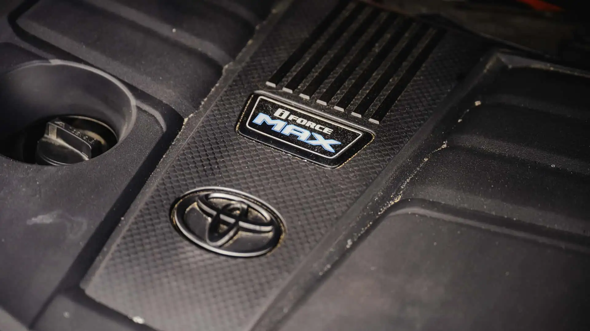 https://cdn.motor1.com/images/mgl/jlwgqe/s1/2024-toyota-tundra-trd-pro.webp