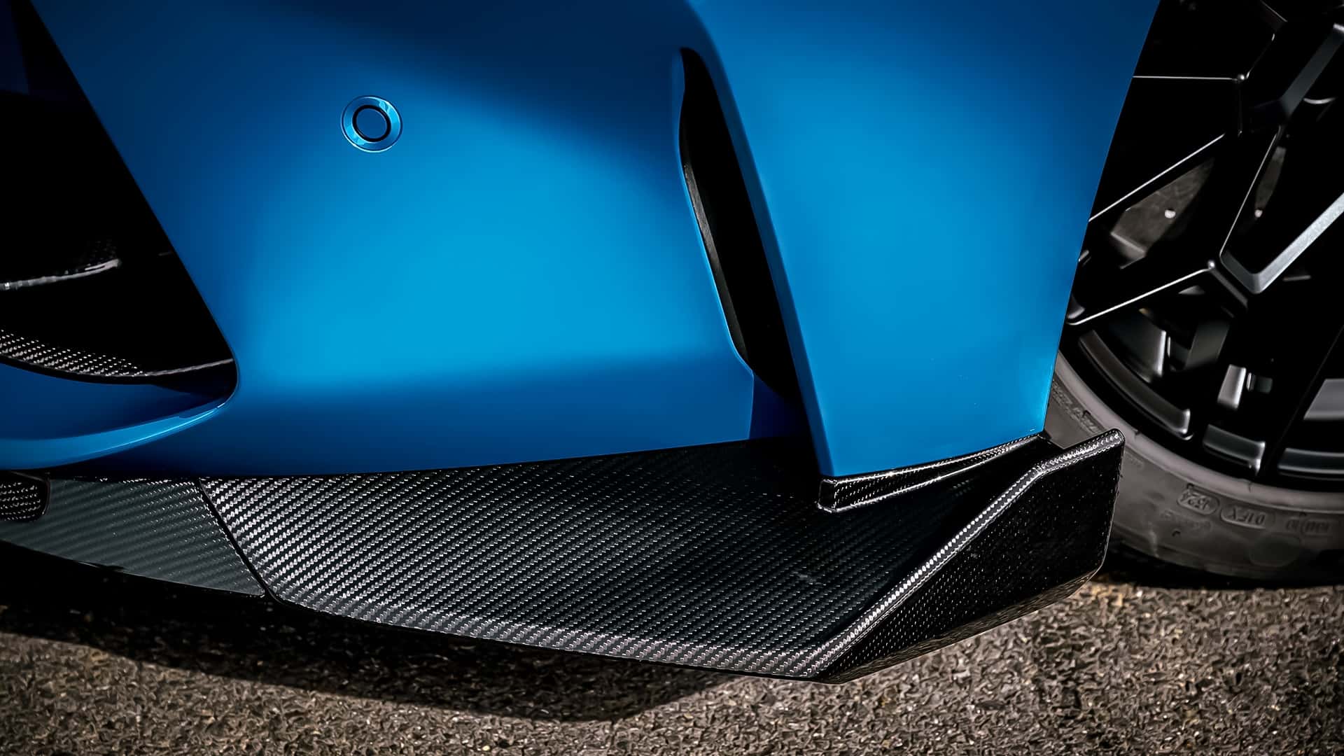https://cdn.motor1.com/images/mgl/jlwyO1/s1/bmw-m3-cs-touring-2025.jpg