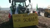 Trattori in marcia su Milano: gli agricoltori chiedono lo stato di crisi