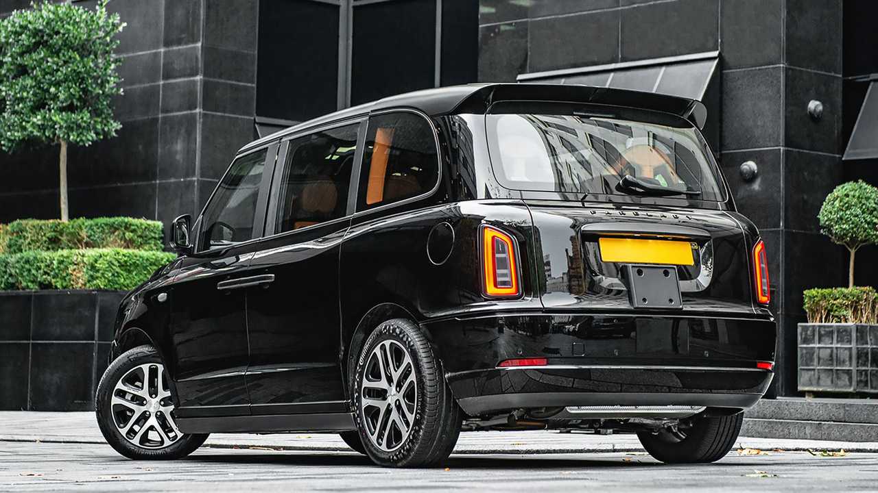 London Taxi TX5 par Kahn Design