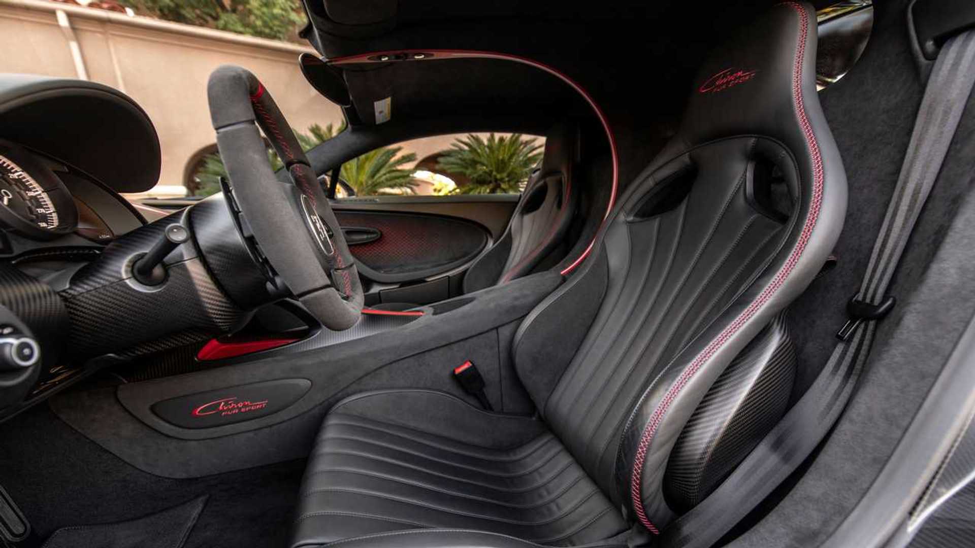 2021-bugatti-chiron-pur-sport-seats.jpg