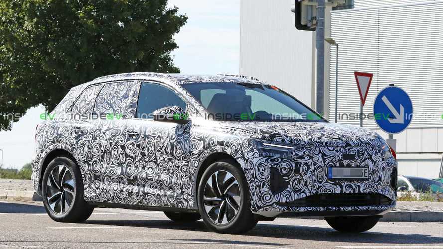 Yeni Audi Q4 E-Tron ilk kez üretim gövdesiyle görüntülendi