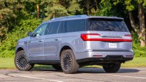 2020 Lincoln Navigator Black Label rear quarter