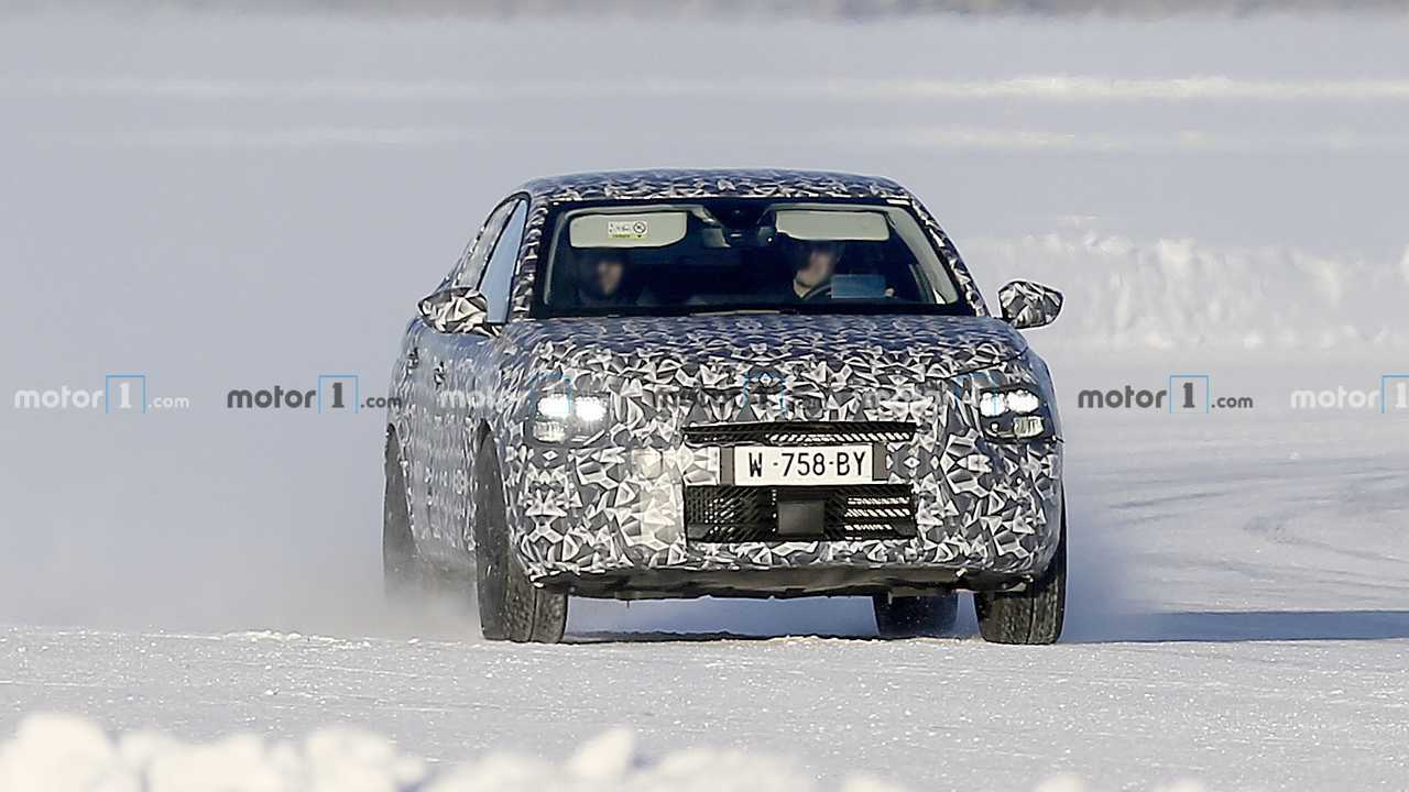 Nouvelles photos d'espion Citroën C4