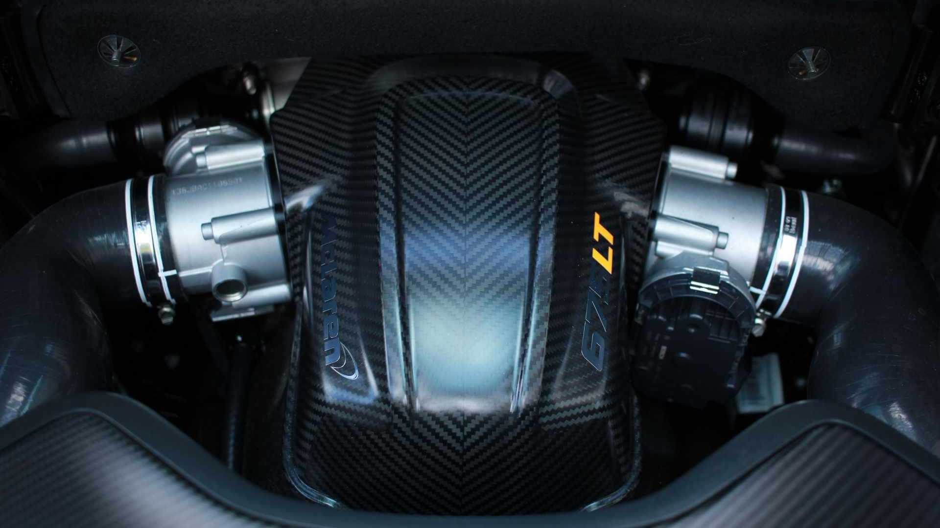 ["Embrace The Power Of A 2016 McLaren 675LT Spider"]