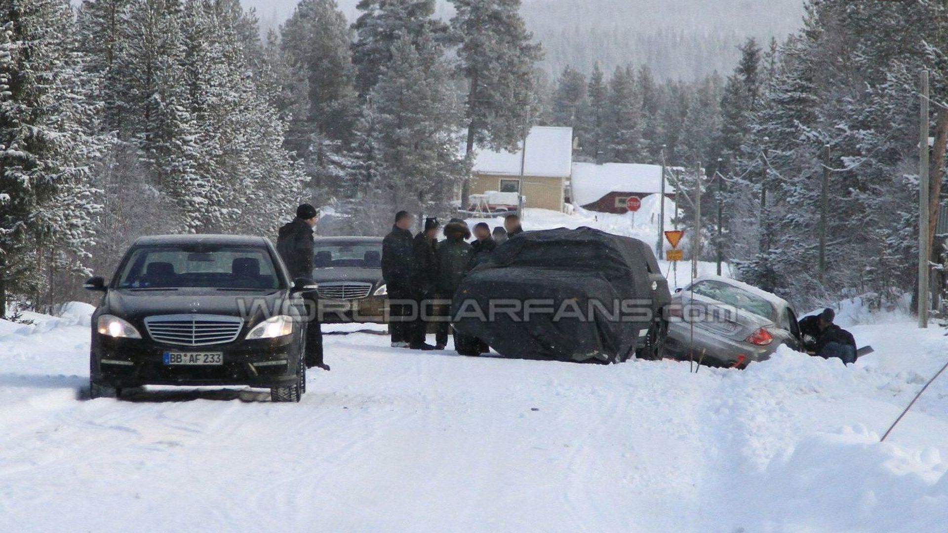 2010 Mercedes Ml Prototype Unsuccessfully Attempts To Rescue S
