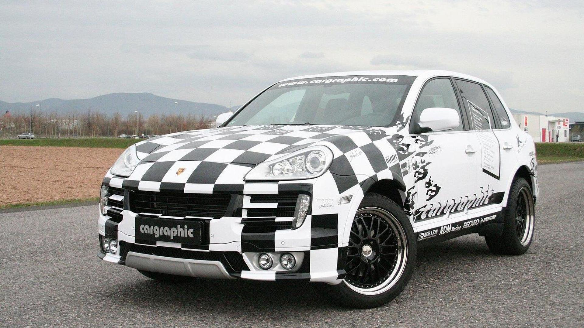 Cargraphic revives Porsche Cayenne race taxi for 25th anniversary