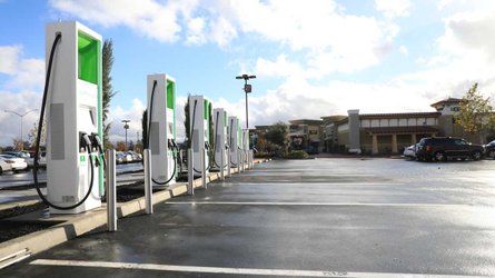 electrify america network reliability tesla