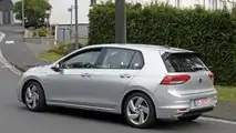 2021 VW Golf GTE spy photo