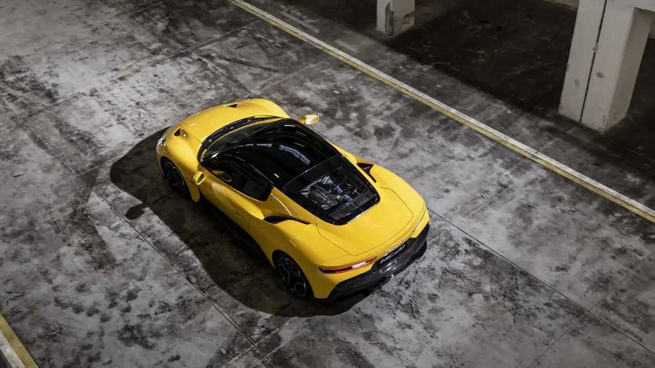 2021 Maserati MC20.