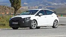 2019 Opel Astra facelift spy photo