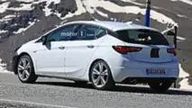 2019 Opel Astra facelift spy photo