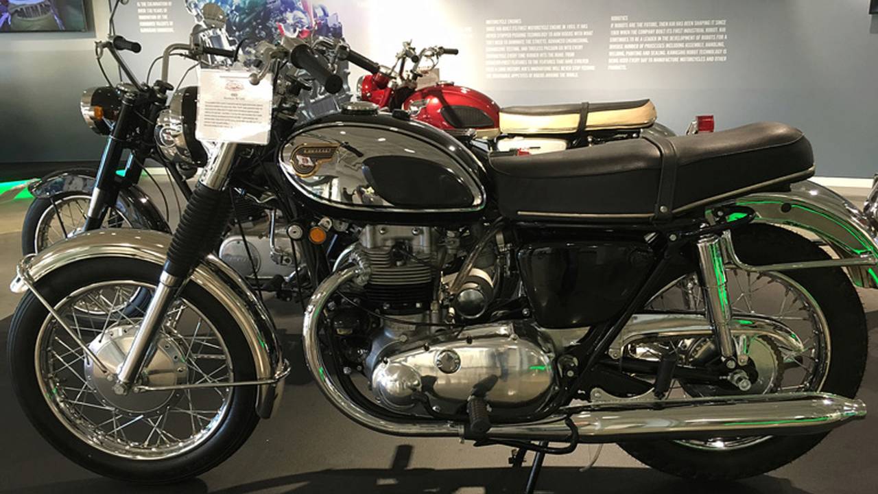 Kawasaki W1 650